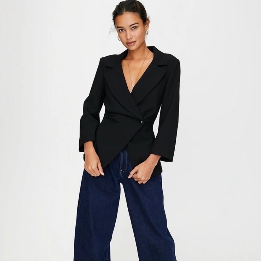 Aritzia Selina Blazer